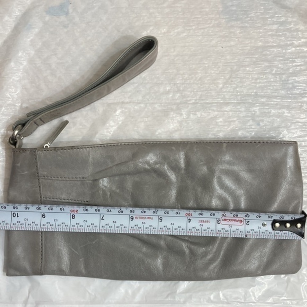 Hobo gray leather wristlet clutch bag - Picture 2 of 12